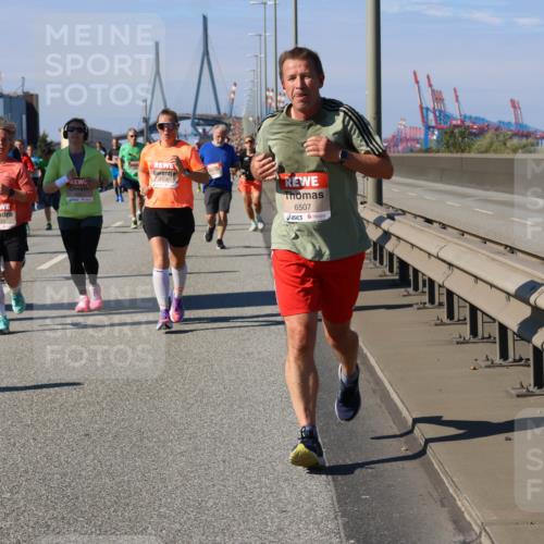 03.10.2025 - Köhlbrandbrückenlauf Strokosch-Dieckow http://msf.ph/oto/9120882 03.10.2025 12:59:22 Position 3 4423, 6507 meine-sportfotos.de
