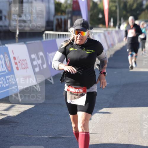 03.10.2025 - Köhlbrandbrückenlauf Jannik Wohlers http://msf.ph/oto/9120895 03.10.2025 13:35:52 Ziel 6079, 6292, 6508 meine-sportfotos.de