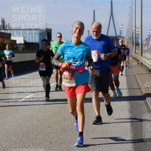 03.10.2025 - Köhlbrandbrückenlauf Strokosch-Dieckow http://msf.ph/oto/9120937 03.10.2025 12:59:28 Position 3 4347 meine-sportfotos.de