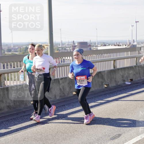 03.10.2025 - Köhlbrandbrückenlauf Michael Burmester http://msf.ph/oto/9120954 03.10.2025 13:02:23 Position 2 5680, 6265 meine-sportfotos.de