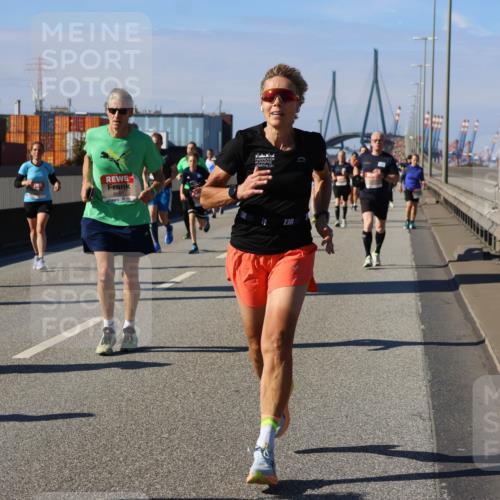 03.10.2025 - Köhlbrandbrückenlauf Strokosch-Dieckow http://msf.ph/oto/9120976 03.10.2025 12:59:32 Position 3 6001, 3 meine-sportfotos.de