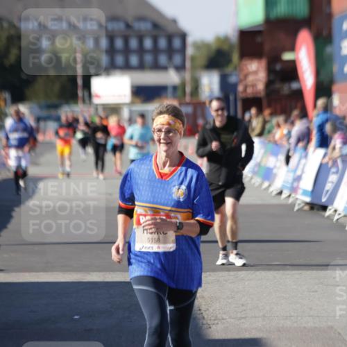 03.10.2025 - Köhlbrandbrückenlauf Jannik Wohlers http://msf.ph/oto/9120981 03.10.2025 13:36:05 Ziel 4972, 5158, 6670 meine-sportfotos.de