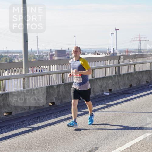 03.10.2025 - Köhlbrandbrückenlauf Michael Burmester http://msf.ph/oto/9120983 03.10.2025 13:02:24 Position 2 5286 meine-sportfotos.de