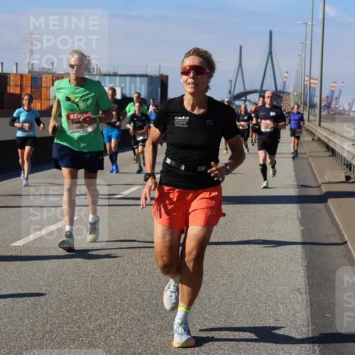 03.10.2025 - Köhlbrandbrückenlauf Strokosch-Dieckow http://msf.ph/oto/9120986 03.10.2025 12:59:32 Position 3 11, 3 meine-sportfotos.de
