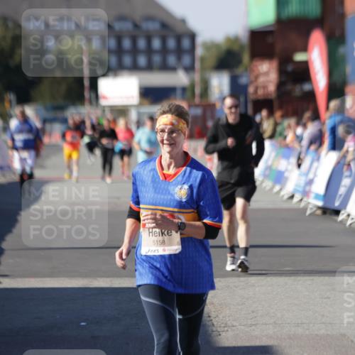 03.10.2025 - Köhlbrandbrückenlauf Jannik Wohlers http://msf.ph/oto/9120988 03.10.2025 13:36:05 Ziel 4972, 5158, 6670 meine-sportfotos.de