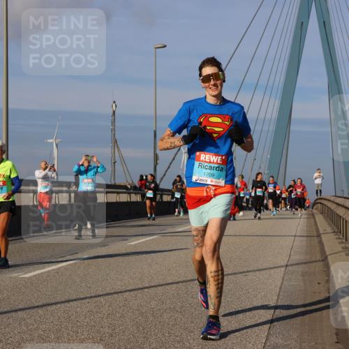 03.10.2025 - Köhlbrandbrückenlauf Strokosch-Dieckow http://msf.ph/oto/9120996 03.10.2025 09:56:13 Position 2 2742, 1709 meine-sportfotos.de