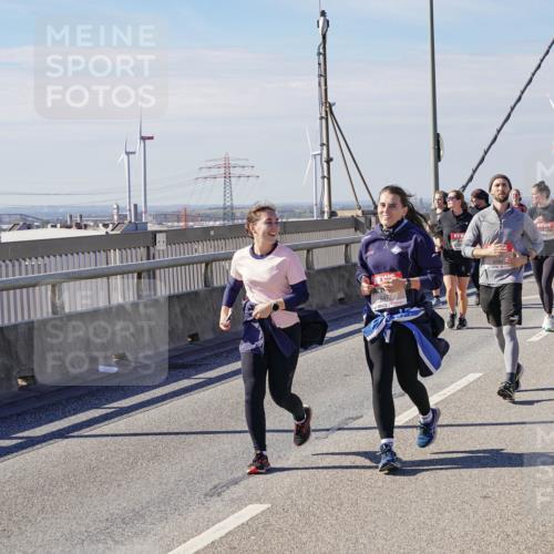 03.10.2025 - Köhlbrandbrückenlauf Michael Burmester http://msf.ph/oto/9120998 03.10.2025 13:02:25 Position 2 5477 meine-sportfotos.de