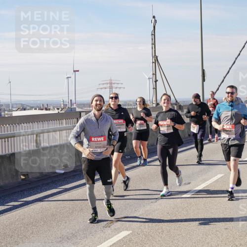 03.10.2025 - Köhlbrandbrückenlauf Michael Burmester http://msf.ph/oto/9121029 03.10.2025 13:02:27 Position 2 6792, 5347 meine-sportfotos.de
