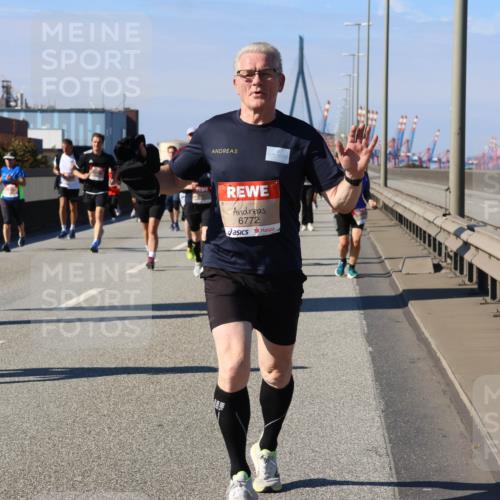 03.10.2025 - Köhlbrandbrückenlauf Strokosch-Dieckow http://msf.ph/oto/9121043 03.10.2025 12:59:36 Position 3 6772 meine-sportfotos.de