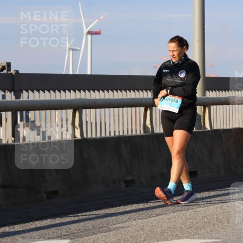 03.10.2025 - Köhlbrandbrückenlauf Strokosch-Dieckow http://msf.ph/oto/9121045 03.10.2025 09:56:18 Position 2 1937, 18 meine-sportfotos.de