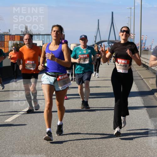 03.10.2025 - Köhlbrandbrückenlauf Strokosch-Dieckow http://msf.ph/oto/9121090 03.10.2025 12:59:45 Position 3 5806, 5525, 6785, 5771, 5768 meine-sportfotos.de