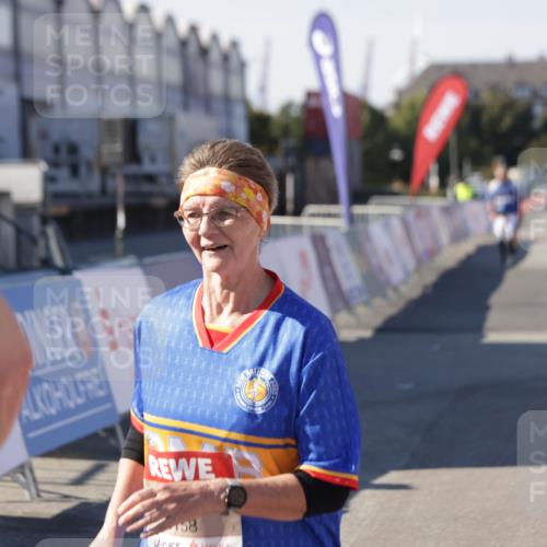 03.10.2025 - Köhlbrandbrückenlauf Jannik Wohlers http://msf.ph/oto/9121158 03.10.2025 13:36:10 Ziel 5045, 5158, 6670 meine-sportfotos.de