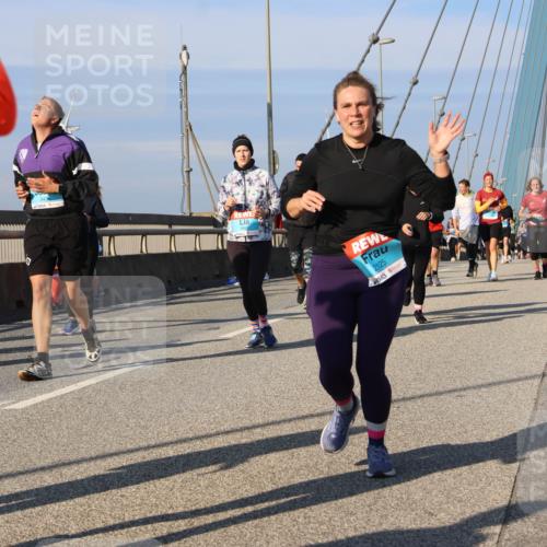 03.10.2025 - Köhlbrandbrückenlauf Strokosch-Dieckow http://msf.ph/oto/9121170 03.10.2025 09:56:25 Position 2 2125 meine-sportfotos.de