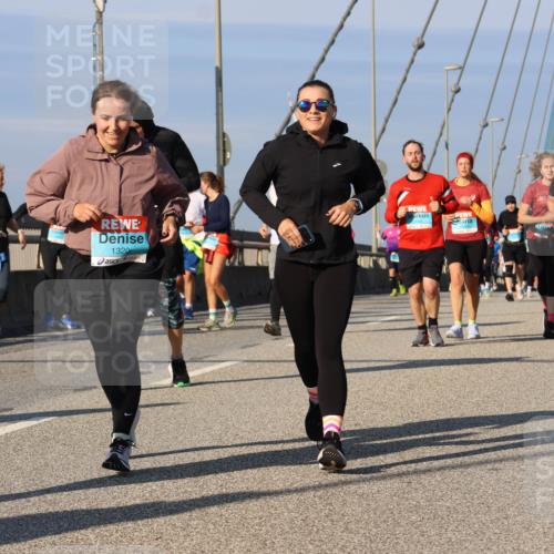 03.10.2025 - Köhlbrandbrückenlauf Strokosch-Dieckow http://msf.ph/oto/9121196 03.10.2025 09:56:28 Position 2 1320 meine-sportfotos.de