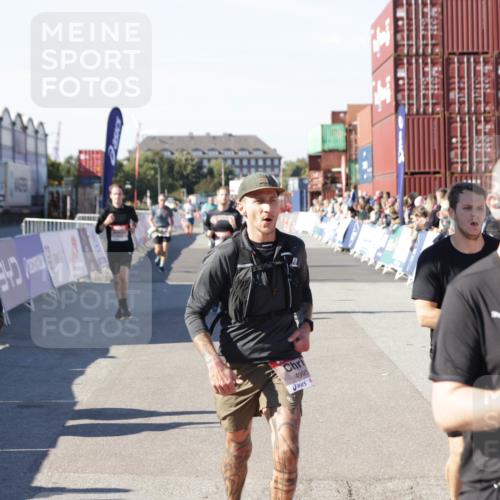 03.10.2025 - Köhlbrandbrückenlauf Jannik Wohlers http://msf.ph/oto/9121199 03.10.2025 13:04:28 Ziel 4055, 4117, 4198, 4297, 4494, 4665, 4836, 4995, 6018, 6092, 6250, 6251, 6723, 6724 meine-sportfotos.de