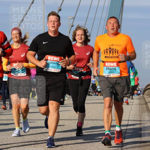 03.10.2025 - Köhlbrandbrückenlauf Strokosch-Dieckow http://msf.ph/oto/9121231 03.10.2025 09:56:32 Position 2 2049, 12, 1853, 1855, 2169, 110 meine-sportfotos.de
