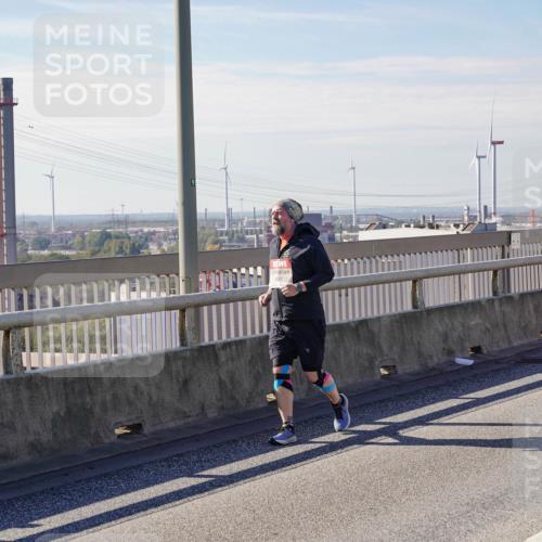 03.10.2025 - Köhlbrandbrückenlauf Michael Burmester http://msf.ph/oto/9121256 03.10.2025 13:02:40 Position 2 4974 meine-sportfotos.de
