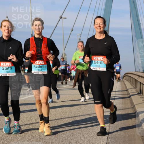 03.10.2025 - Köhlbrandbrückenlauf Strokosch-Dieckow http://msf.ph/oto/9121545 03.10.2025 09:57:11 Position 2 3149, 1732, 1440, 1895 meine-sportfotos.de