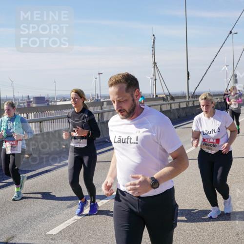 03.10.2025 - Köhlbrandbrückenlauf Michael Burmester http://msf.ph/oto/9121550 03.10.2025 13:03:09 Position 2 6205 meine-sportfotos.de