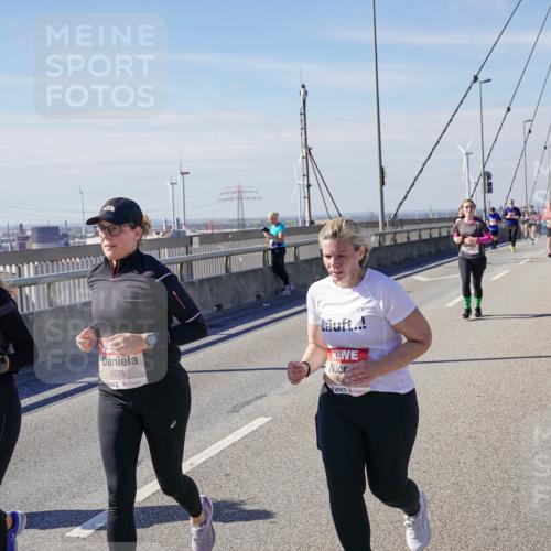 03.10.2025 - Köhlbrandbrückenlauf Michael Burmester http://msf.ph/oto/9121558 03.10.2025 13:03:09 Position 2 5548, 5575, 620 meine-sportfotos.de