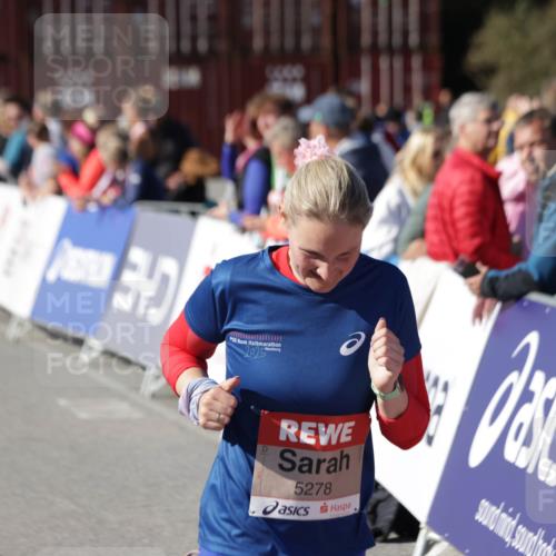 03.10.2025 - Köhlbrandbrückenlauf Jannik Wohlers http://msf.ph/oto/9121560 03.10.2025 13:36:35 Ziel 4735, 5199, 5278, 5585, 6003, 6004, 6023, 6825 meine-sportfotos.de