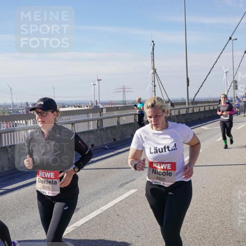 03.10.2025 - Köhlbrandbrückenlauf Michael Burmester http://msf.ph/oto/9121567 03.10.2025 13:03:10 Position 2 5648, 5575, 6205 meine-sportfotos.de