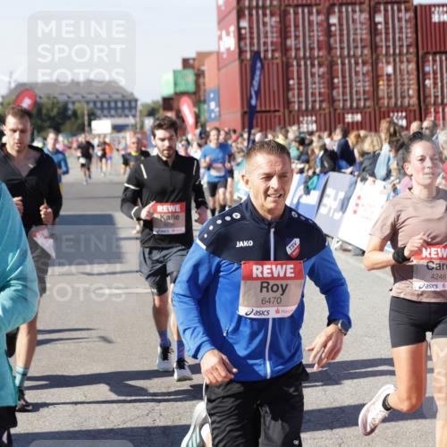 03.10.2025 - Köhlbrandbrückenlauf Jannik Wohlers http://msf.ph/oto/9121582 03.10.2025 13:04:44 Ziel 4022, 4061, 4236, 4246, 4247, 4303, 4449, 4713, 4724, 4831, 5849, 5948, 5968, 6092, 6268, 6470, 6716 meine-sportfotos.de