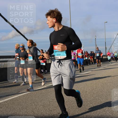 03.10.2025 - Köhlbrandbrückenlauf Strokosch-Dieckow http://msf.ph/oto/9121601 03.10.2025 09:57:17 Position 2 3291 meine-sportfotos.de