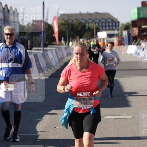 03.10.2025 - Köhlbrandbrückenlauf Jannik Wohlers http://msf.ph/oto/9121606 03.10.2025 13:36:36 Ziel 4735, 5199, 5278, 5585, 5767, 6003, 6004, 6023, 6825 meine-sportfotos.de