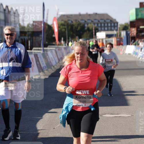 03.10.2025 - Köhlbrandbrückenlauf Jannik Wohlers http://msf.ph/oto/9121612 03.10.2025 13:36:36 Ziel 4735, 5199, 5278, 5585, 5767, 6003, 6004, 6023, 6825 meine-sportfotos.de