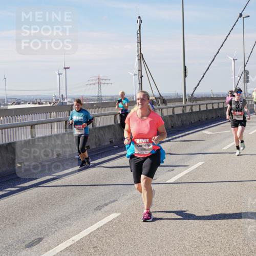 03.10.2025 - Köhlbrandbrückenlauf Michael Burmester http://msf.ph/oto/9121640 03.10.2025 13:03:22 Position 2 5199, 5278 meine-sportfotos.de