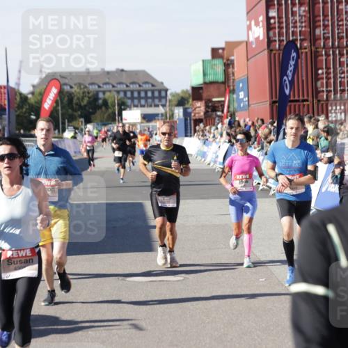 03.10.2025 - Köhlbrandbrückenlauf Jannik Wohlers http://msf.ph/oto/9121675 03.10.2025 13:04:47 Ziel 4022, 4061, 4236, 4246, 4247, 4303, 4449, 4724, 4831, 5849, 5948, 5968, 6268, 6470, 6716 meine-sportfotos.de
