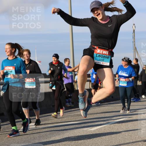 03.10.2025 - Köhlbrandbrückenlauf Strokosch-Dieckow http://msf.ph/oto/9121688 03.10.2025 09:57:32 Position 2 2019, 1950, 2050 meine-sportfotos.de