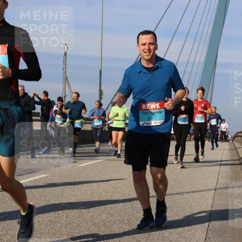 03.10.2025 - Köhlbrandbrückenlauf Strokosch-Dieckow http://msf.ph/oto/9121738 03.10.2025 09:57:36 Position 2 15, 2451 meine-sportfotos.de