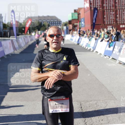 03.10.2025 - Köhlbrandbrückenlauf Jannik Wohlers http://msf.ph/oto/9121835 03.10.2025 13:04:51 Ziel 4022, 4061, 4236, 4240, 4246, 4247, 4303, 4449, 4831, 5849, 5948, 5968, 6268, 6470, 6716 meine-sportfotos.de