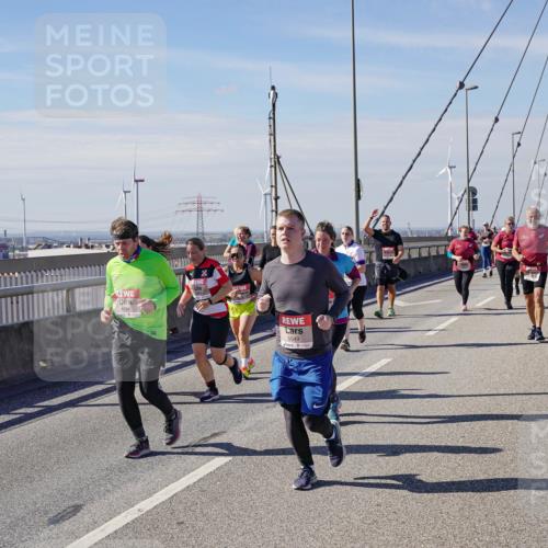 03.10.2025 - Köhlbrandbrückenlauf Michael Burmester http://msf.ph/oto/9121867 03.10.2025 13:03:41 Position 2 4894, 5549 meine-sportfotos.de