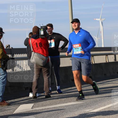03.10.2025 - Köhlbrandbrückenlauf Strokosch-Dieckow http://msf.ph/oto/9122049 03.10.2025 09:58:33 Position 2 2409 meine-sportfotos.de
