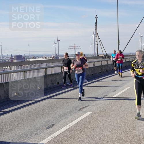 03.10.2025 - Köhlbrandbrückenlauf Michael Burmester http://msf.ph/oto/9122053 03.10.2025 13:03:53 Position 2  meine-sportfotos.de