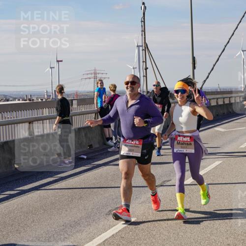 03.10.2025 - Köhlbrandbrückenlauf Michael Burmester http://msf.ph/oto/9122109 03.10.2025 13:03:59 Position 2 4531, 5111 meine-sportfotos.de