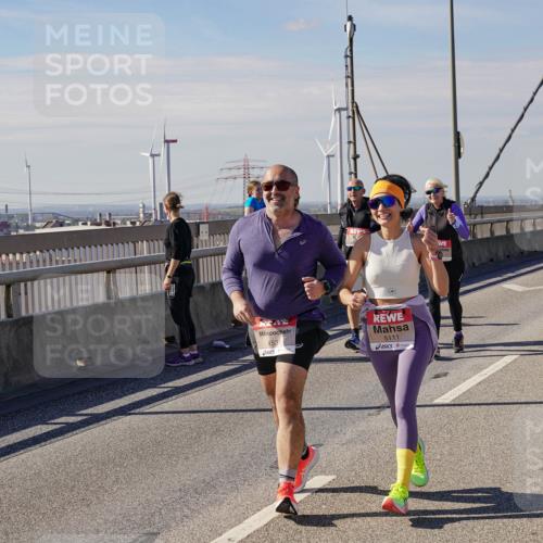 03.10.2025 - Köhlbrandbrückenlauf Michael Burmester http://msf.ph/oto/9122126 03.10.2025 13:04:00 Position 2 453, 5111 meine-sportfotos.de