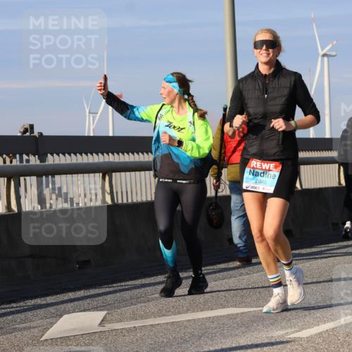 03.10.2025 - Köhlbrandbrückenlauf Strokosch-Dieckow http://msf.ph/oto/9122254 03.10.2025 09:59:05 Position 2 2845 meine-sportfotos.de
