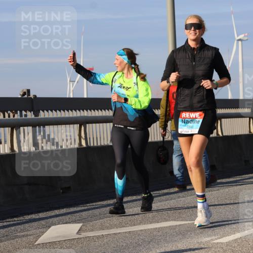 03.10.2025 - Köhlbrandbrückenlauf Strokosch-Dieckow http://msf.ph/oto/9122257 03.10.2025 09:59:05 Position 2 2845 meine-sportfotos.de
