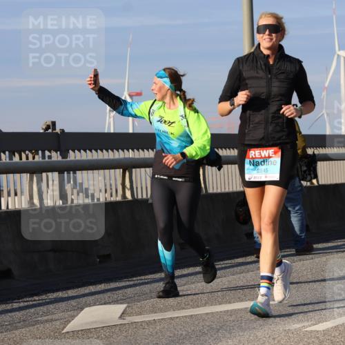 03.10.2025 - Köhlbrandbrückenlauf Strokosch-Dieckow http://msf.ph/oto/9122263 03.10.2025 09:59:05 Position 2 2845 meine-sportfotos.de