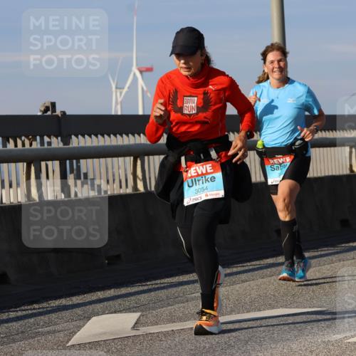 03.10.2025 - Köhlbrandbrückenlauf Strokosch-Dieckow http://msf.ph/oto/9122267 03.10.2025 09:59:08 Position 2 3054, 08 meine-sportfotos.de
