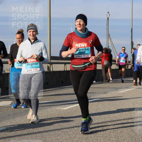 03.10.2025 - Köhlbrandbrückenlauf Strokosch-Dieckow http://msf.ph/oto/9122323 03.10.2025 09:59:12 Position 2 1004, 2870, 2869, 2286, 2614 meine-sportfotos.de