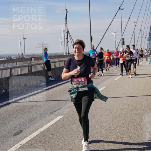 03.10.2025 - Köhlbrandbrückenlauf Michael Burmester http://msf.ph/oto/9122361 03.10.2025 13:04:16 Position 2  meine-sportfotos.de