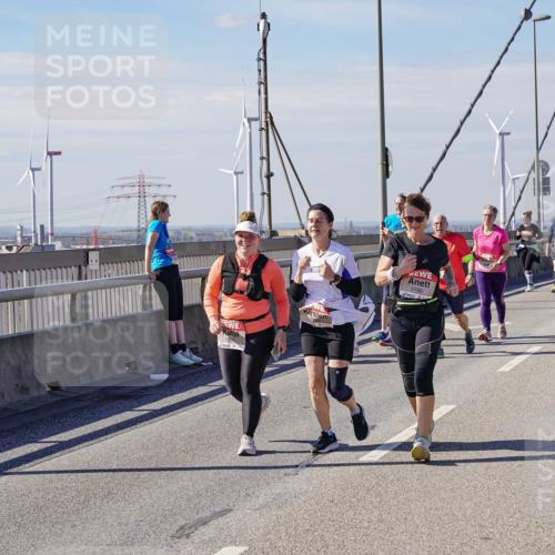 03.10.2025 - Köhlbrandbrückenlauf Michael Burmester http://msf.ph/oto/9122387 03.10.2025 13:04:19 Position 2 5190, 5121 meine-sportfotos.de