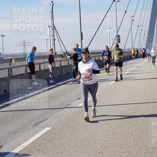 03.10.2025 - Köhlbrandbrückenlauf Michael Burmester http://msf.ph/oto/9122479 03.10.2025 13:04:27 Position 2 6284 meine-sportfotos.de