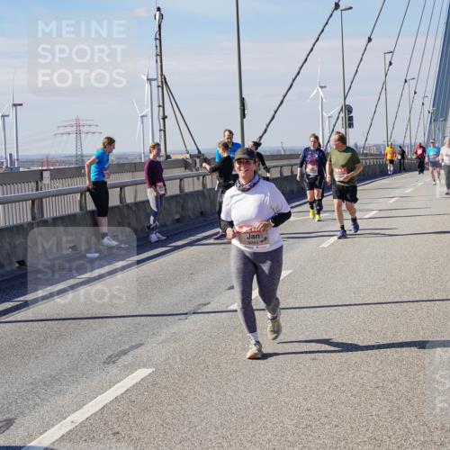 03.10.2025 - Köhlbrandbrückenlauf Michael Burmester http://msf.ph/oto/9122487 03.10.2025 13:04:27 Position 2 6284 meine-sportfotos.de