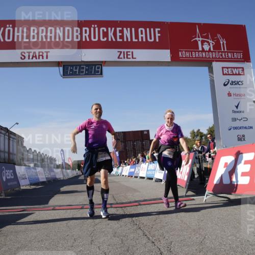 03.10.2025 - Köhlbrandbrückenlauf Jannik Wohlers http://msf.ph/oto/9122526 03.10.2025 13:43:20 Ziel 4238, 5021, 5464, 6711 meine-sportfotos.de